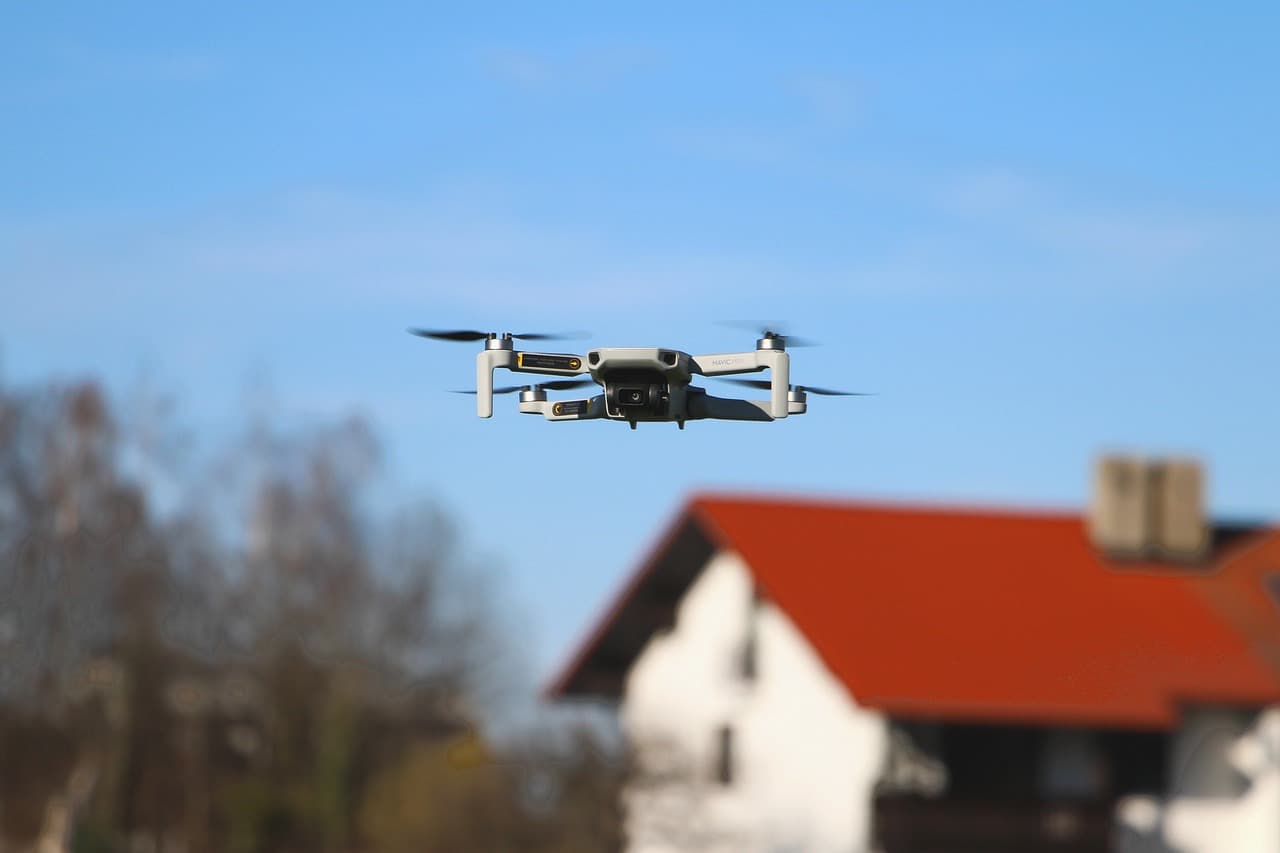 DJI Mini drone inspection de toiture